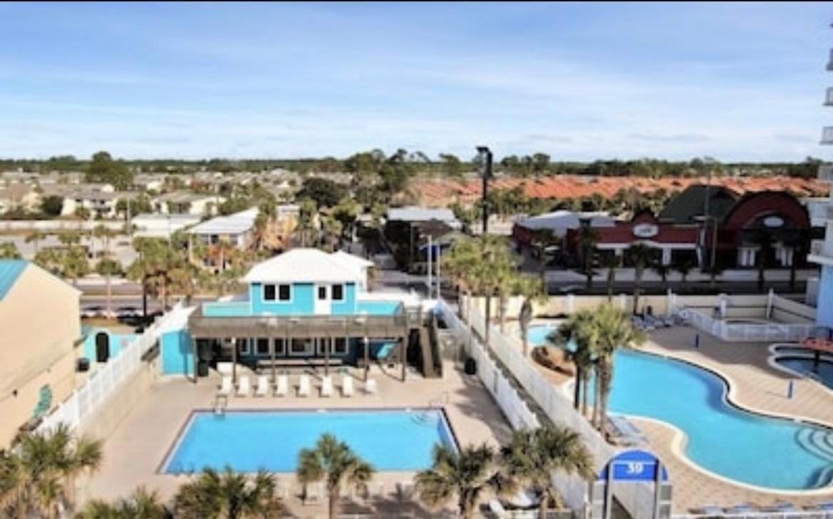 Сasa de vacaciones Sunny Daze, Desirable Kid Friendly Resort, 3 Minute Walk To The Beach, Beachside Pool & Restaurant *